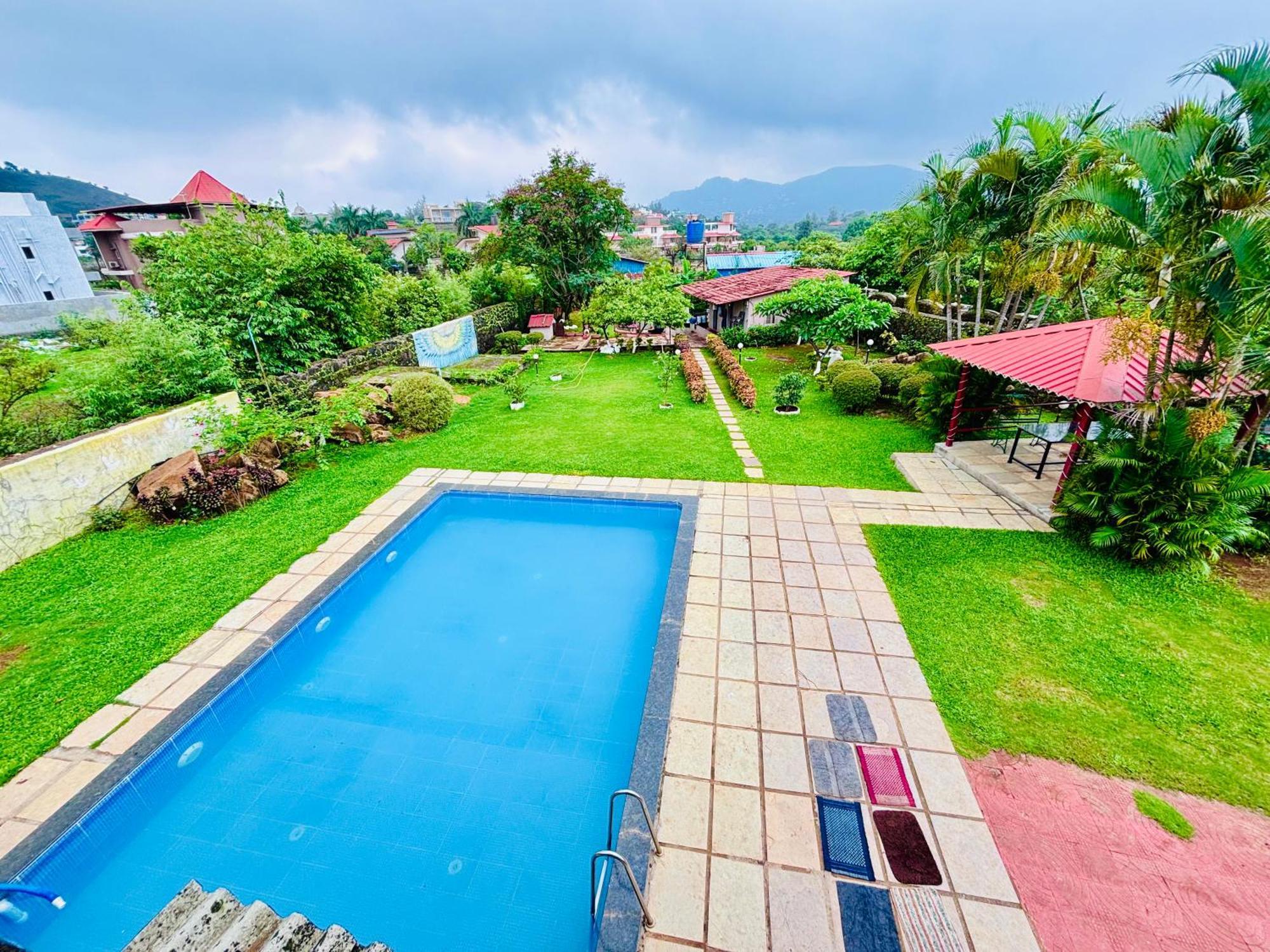 Bailey'S Castle Villa Lonavala Esterno foto
